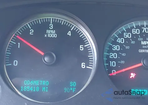 2010 Chevrolet Tahoe Ls z USA, uszkodzony, nr VIN 1GNMCAE05AR233898